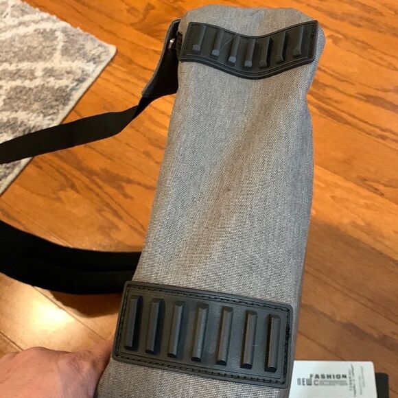 SLOTRA NWT gray laptop backpack unisex - Picture 11 of 16